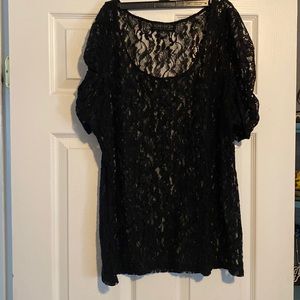 Black lace Forever 21 2x womens top
